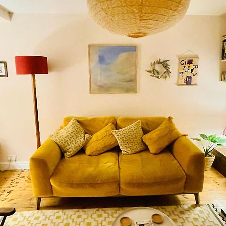 Northdene Cottage - Cosy Old Fisherman'S Cottage Two Mins From Sea - Free Parking - Wood Burning Stove - Roll Top Bath - Dog Friendly Deal Exterior photo
