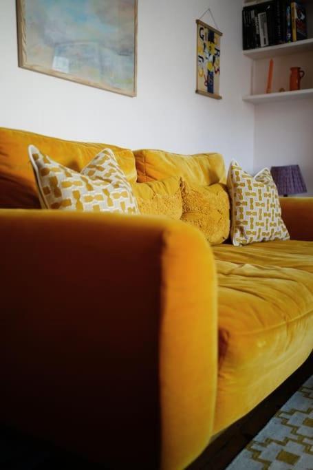 Northdene Cottage - Cosy Old Fisherman'S Cottage Two Mins From Sea - Free Parking - Wood Burning Stove - Roll Top Bath - Dog Friendly Deal Exterior photo